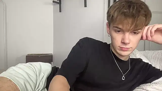 Snapshot of Milk_Guy chatting on 12/03/25, 01:53 Milk Guy online show from 12/03/25, 01:53