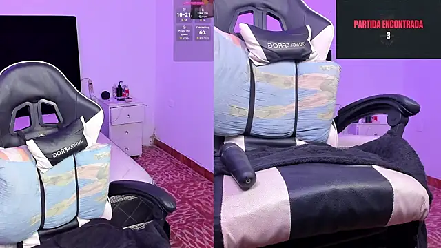 Snapshot of valeriatorrez_ chatting on 10/24/25, 04:36 valeriatorrez online show from 10/24/25, 04:36