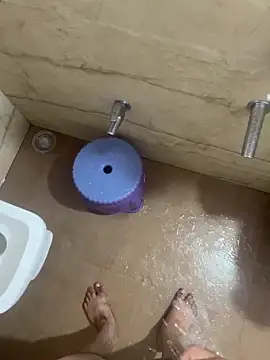 Snapshot of saumon3022 chatting on 10/26/25, 06:08 saumon3022 online show from 10/26/25, 06:08