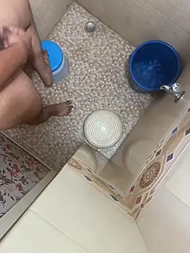 Snapshot of saumon3022 chatting on 11/02/25, 11:01 saumon3022 online show from 11/02/25, 11:01