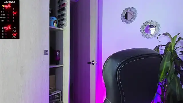 bella thorne3 online show from 02/18/26, 11:11