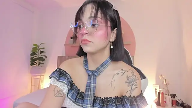 Clara Luu online show from 02/22/26, 02:45