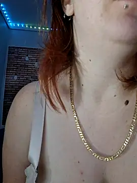 queenpeaches121 online show from 11/03/25, 11:48