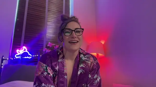 MistresssX online show from 04/21/26, 01:39