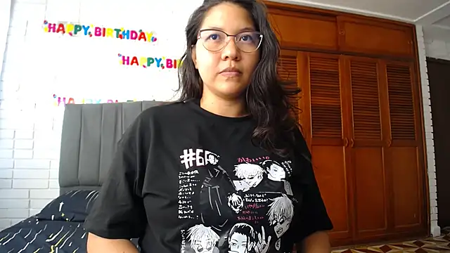 Snapshot of Naia_Stant chatting on 10/16/25, 08:21 Naia Stant online show from 10/16/25, 08:21