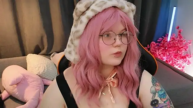 fillisfox  online show from 02/20/26, 11:32