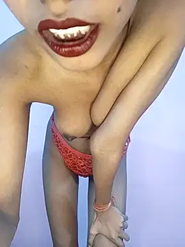 Small Titss online show from 04/12/26, 06:40