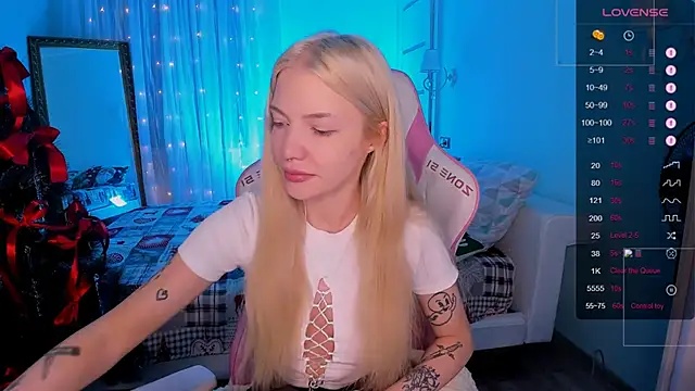 AnyaTaylor  online show from 01/08/26, 02:25