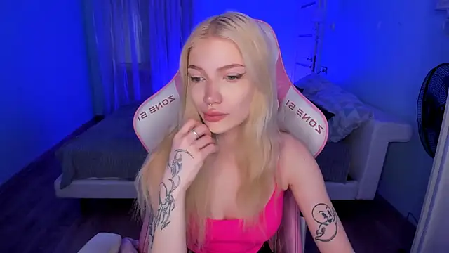 AnyaTaylor  online show from 02/22/26, 02:45