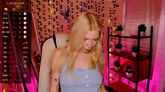 AnyaTaylor  online show from 05/12/26, 02:19