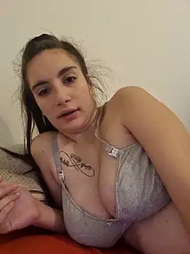 Michou02xXx online show from 11/23/25, 08:03