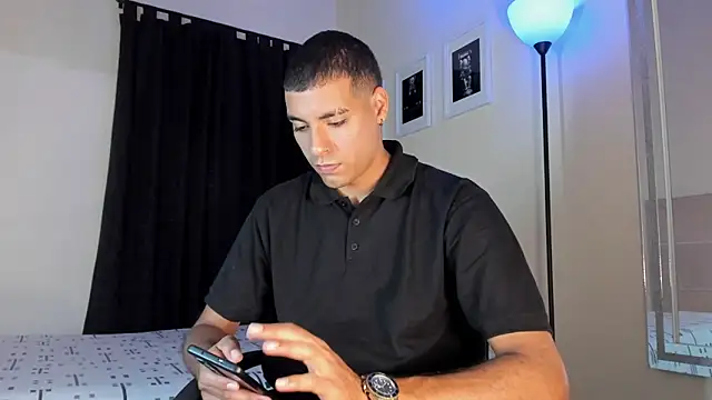 Snapshot of TeamPorn_19 chatting on 10/28/25, 07:38 TeamPorn 19 online show from 10/28/25, 07:38