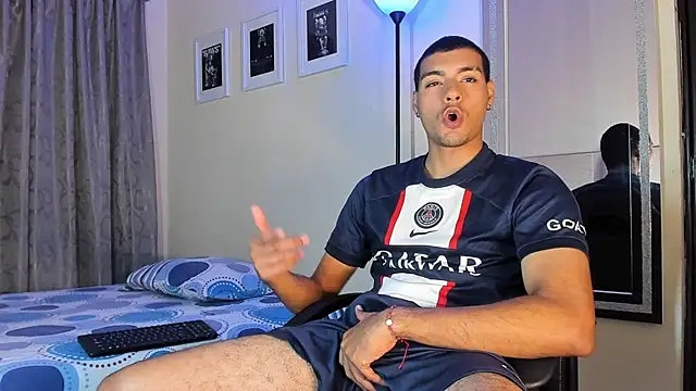 Snapshot of TeamPorn_19 chatting on 11/23/25, 02:44 TeamPorn 19 online show from 11/23/25, 02:44