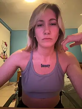 caritadeangellll online show from 11/02/25, 01:08