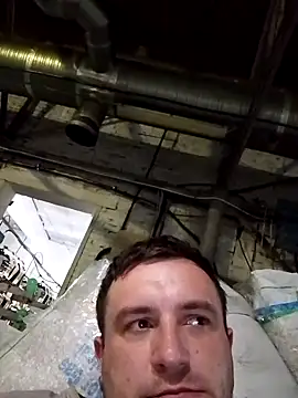 Ivandovxxxl 1010 online show from 09/28/25, 06:35