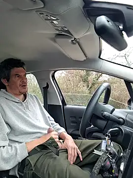 twitshe online show from 02/05/26, 01:16