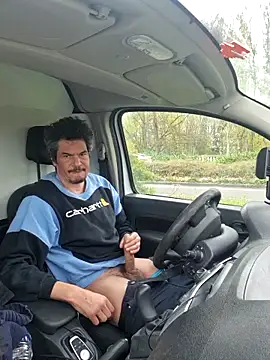 twitshe online show from 03/25/26, 12:33