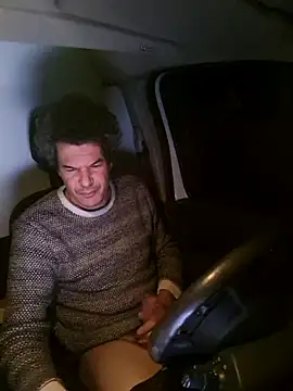 twitshe online show from 04/16/26, 09:39