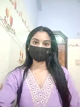 Snapshot of Hot-Soniya733 chatting on 09/16/25, 11:00 Hot-Soniya733 online show from 09/16/25, 11:00