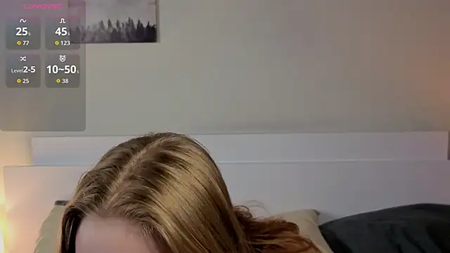 Snapshot of JulietteRain chatting on 07/11/26, 10:00 JulietteRain online show from 07/11/26, 10:00