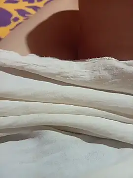 Snapshot of NoHA_66 chatting on 11/02/25, 06:27 NoHA 66 online show from 11/02/25, 06:27