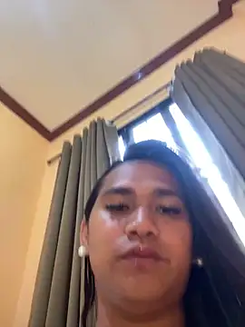 ScarletMoore online show from 10/29/25, 01:41