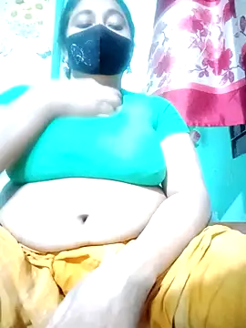 Snapshot of jenyfer709 chatting on 05/03/26, 11:55 jenyfer709 online show from 05/03/26, 11:55