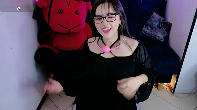 MiaVelvetDoll online show from 11/22/25, 02:27