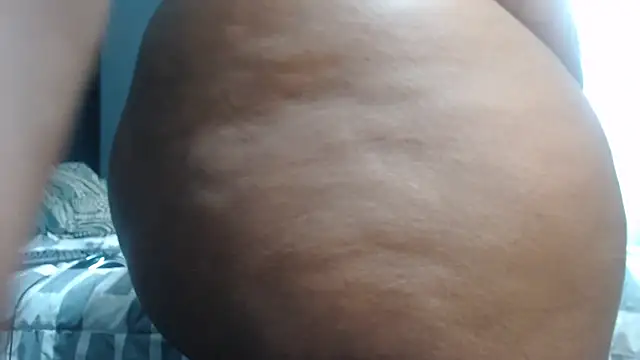 SEXYHUGEASS21 online show from 03/22/26, 02:31