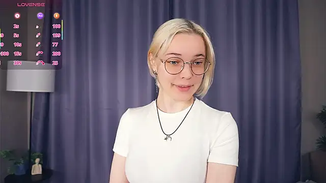 EdaKirkIin online show from 12/04/25, 05:39