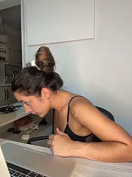 Sophia House  online show from 04/19/26, 02:55