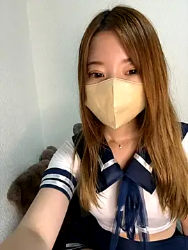 Snapshot of yuuhichan chatting on 10/15/25, 04:18 yuuhichan online show from 10/15/25, 04:18