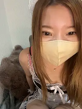 Snapshot of yuuhichan chatting on 10/18/25, 05:14 yuuhichan online show from 10/18/25, 05:14