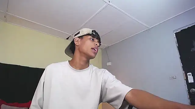 Snapshot of jhos_padill chatting on 09/13/25, 01:33 jhos padill online show from 09/13/25, 01:33