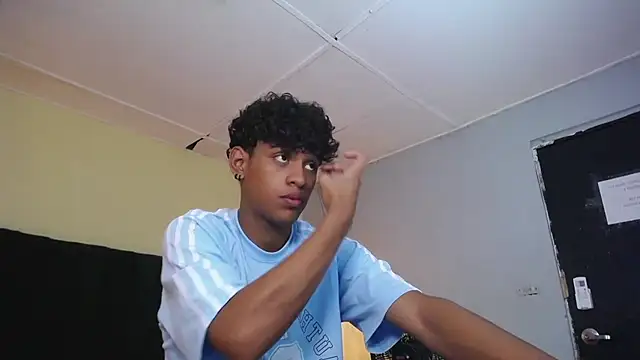 Snapshot of jhos_padill chatting on 09/24/25, 01:14 jhos padill online show from 09/24/25, 01:14