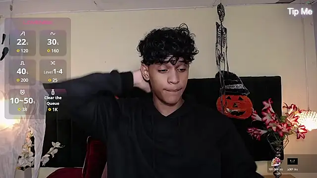 Snapshot of jhos_padill chatting on 10/30/25, 01:12 jhos padill online show from 10/30/25, 01:12