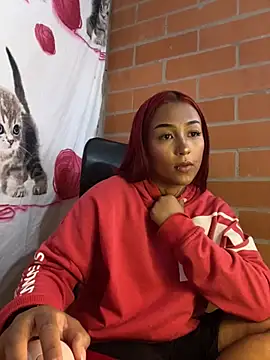 kitty moon1 online show from 09/30/25, 06:35
