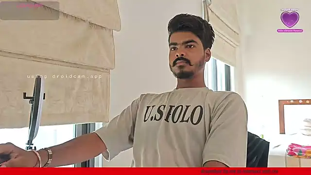 Snapshot of mrbuddy85 chatting on 10/07/25, 08:22 mrbuddy85 online show from 10/07/25, 08:22