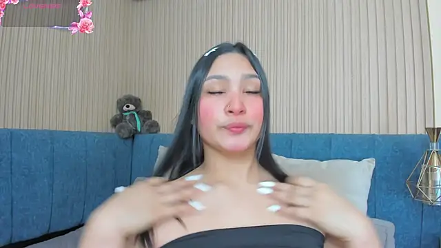 Snapshot of angel_ponce chatting on 06/08/26, 07:14 angel ponce online show from 06/08/26, 07:14