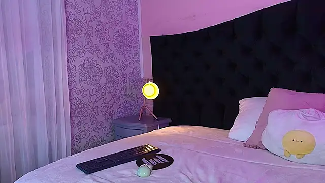 Hada Blue online show from 03/21/26, 11:48