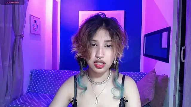 Snapshot of VenusMist chatting on 10/06/25, 07:55 VenusMist online show from 10/06/25, 07:55