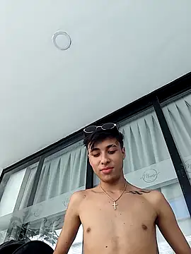 AmadeoDesanti online show from 10/18/25, 05:25