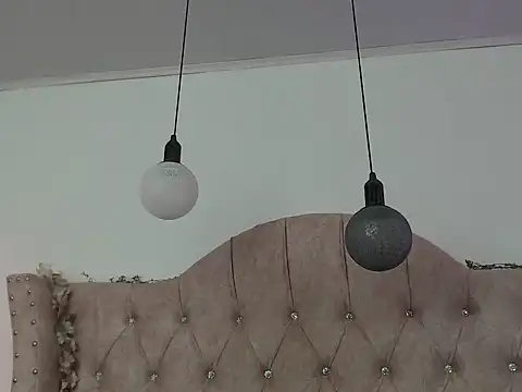 Snapshot of Jessica_Carter_01 chatting on 12/17/25, 02:01 Jessica Carter 01 online show from 12/17/25, 02:01