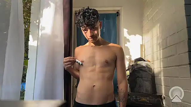 feeelipe2007 online show from 04/13/26, 08:47