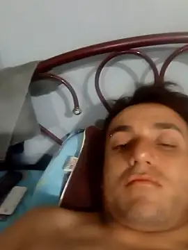 Snapshot of AlexisOrtiz0398 chatting on 03/15/26, 01:55 AlexisOrtiz0398 online show from 03/15/26, 01:55