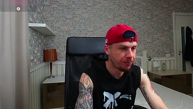 JonahShaw online show from 05/14/26, 04:41