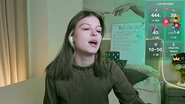 Snapshot of Lisa_Blossom chatting on 11/21/25, 06:01 Lisa Blossom online show from 11/21/25, 06:01