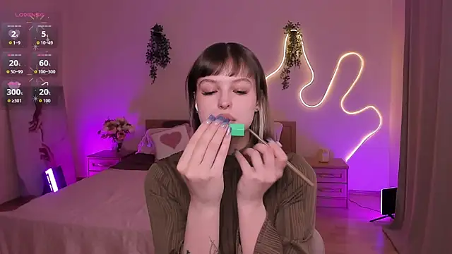 Lisa Blossom online show from 03/27/26, 06:08