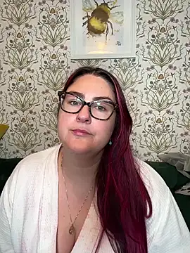 Snapshot of Lacey-BBW chatting on 09/15/25, 09:15 Lacey-BBW online show from 09/15/25, 09:15