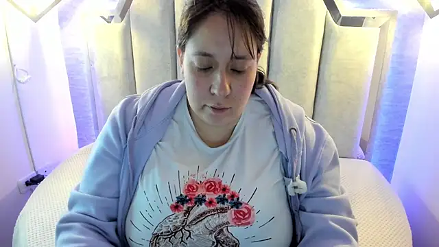 Snapshot of _Emily_rosee_ chatting on 09/16/25, 11:11 Emily rosee online show from 09/16/25, 11:11